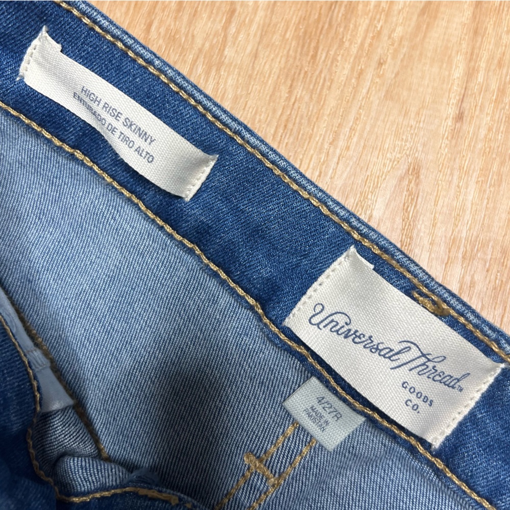 NEW - Universal Thread - patchwork hi-rise, skinny denim jeans. Size 4/27 R. - Picture 5 of 9